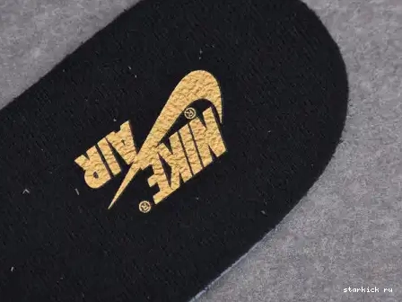 555088-032 Metallic High Gold Black Air (2020) Retro 555088-032 1 Jordan 0424